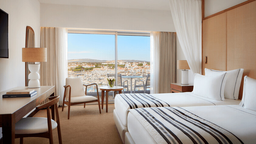 Superior Marina View 